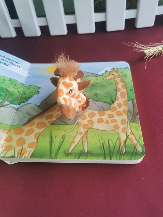 Puppet board Books